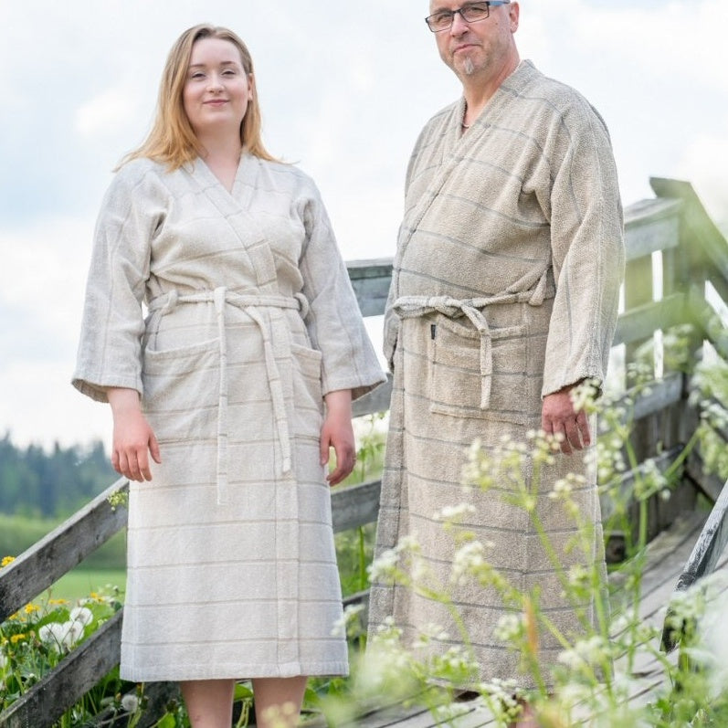 Bademantel Leinenfrottee LAITURI von Jokipiin Pellava - Unisex