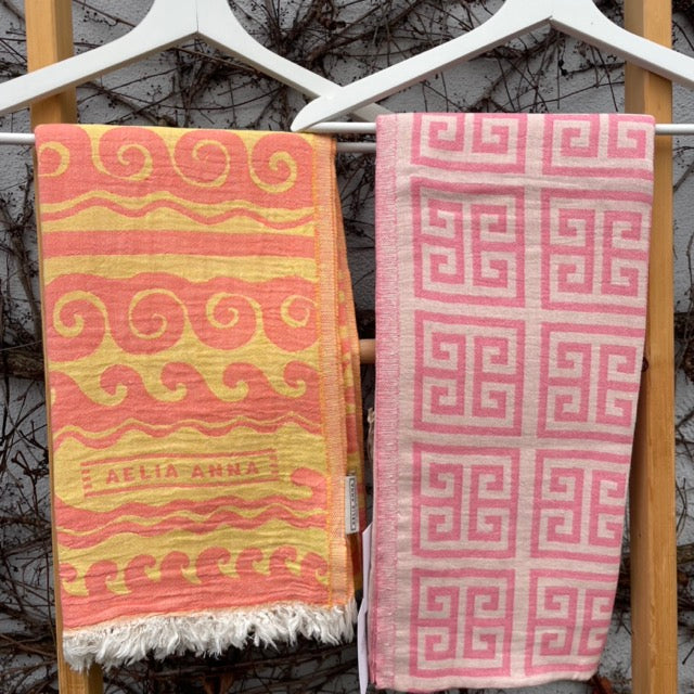 Strandtuch MEANDROS pink - von Aelia Anna