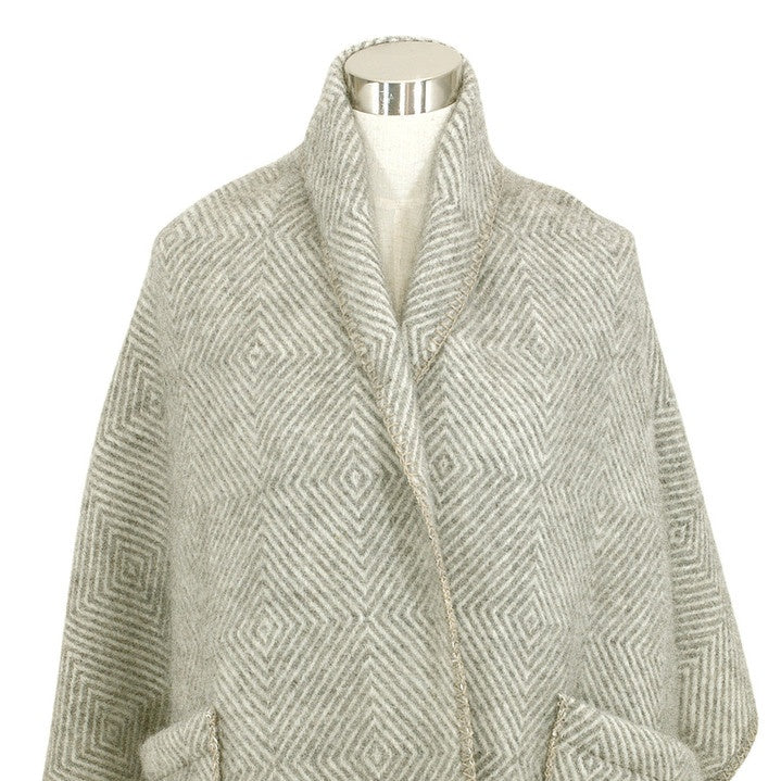 Pocket Shawl - Schultertuch mit Taschen von Lapuan Kankurit